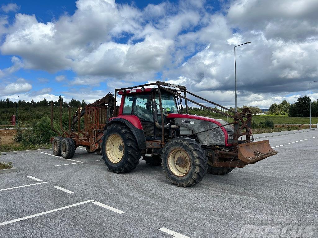 Valtra T 130 Forestry tractors