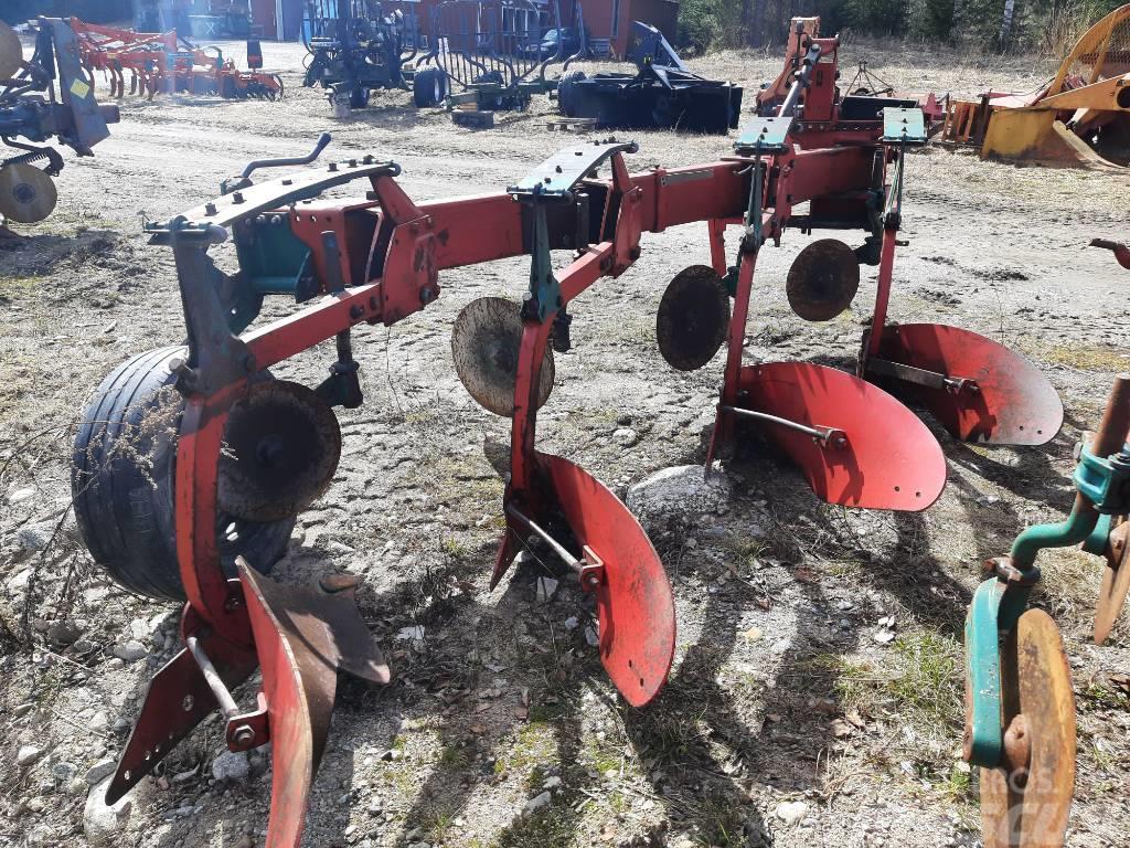 Kverneland AB 4 siipinen Variomat Conventional ploughs