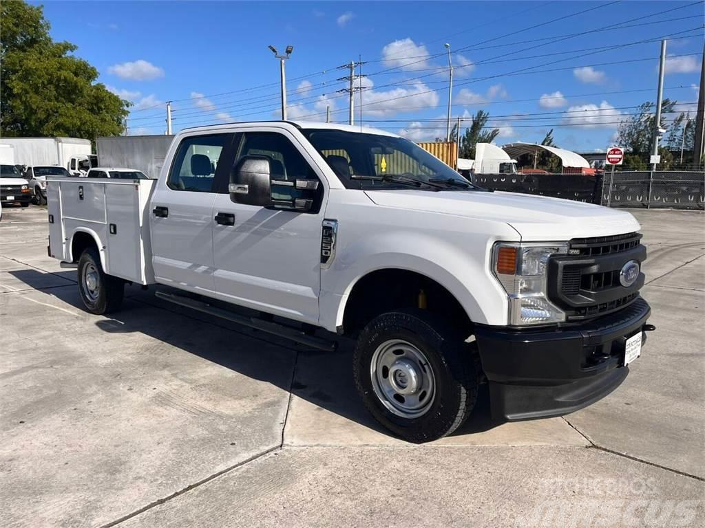Ford F250 SD CREW CAB 4X4 UTILITY SERVICE TRUCK Pick up/Dropside