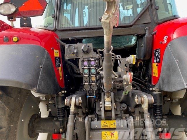 Massey Ferguson 5713S Efficient Dyna 4 Novatel RTK autostyring Tractors