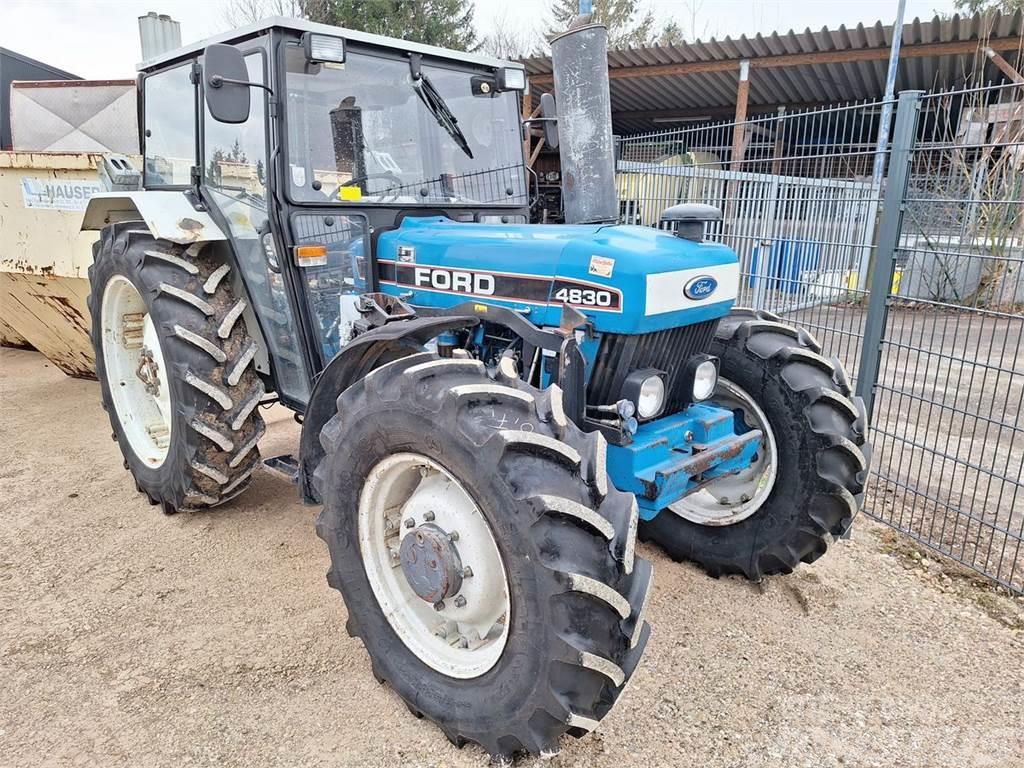 Ford 4830 A Tracteur