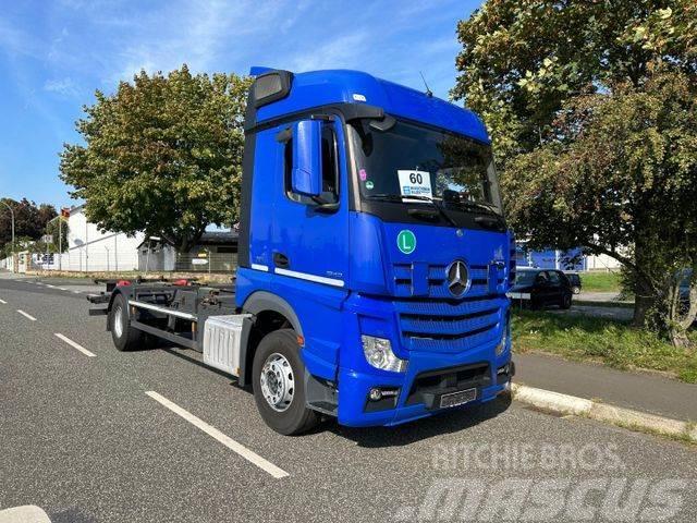 Mercedes-Benz Actros 1842 / TüV 05-24 Chassis Cab trucks