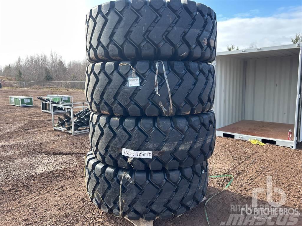 Suihe Quantity of (4) 23.5x25 (Unused) Tyres, wheels and rims