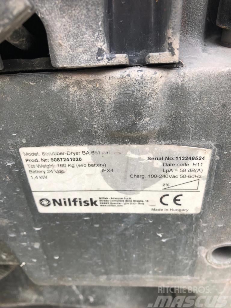 Nilfisk BA 651 (850mm Disc Head) Walk Behind Scrubber Scrubber dryers