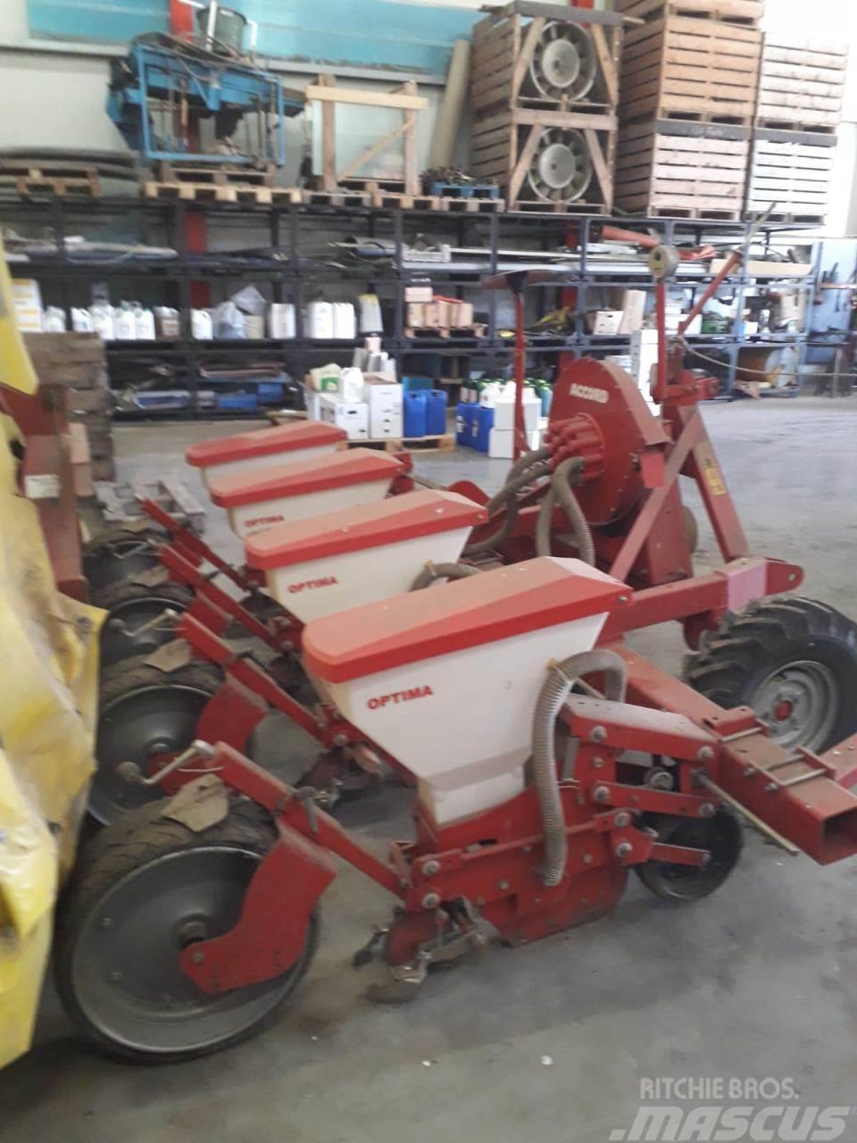 Kverneland Optima Precision sowing machines