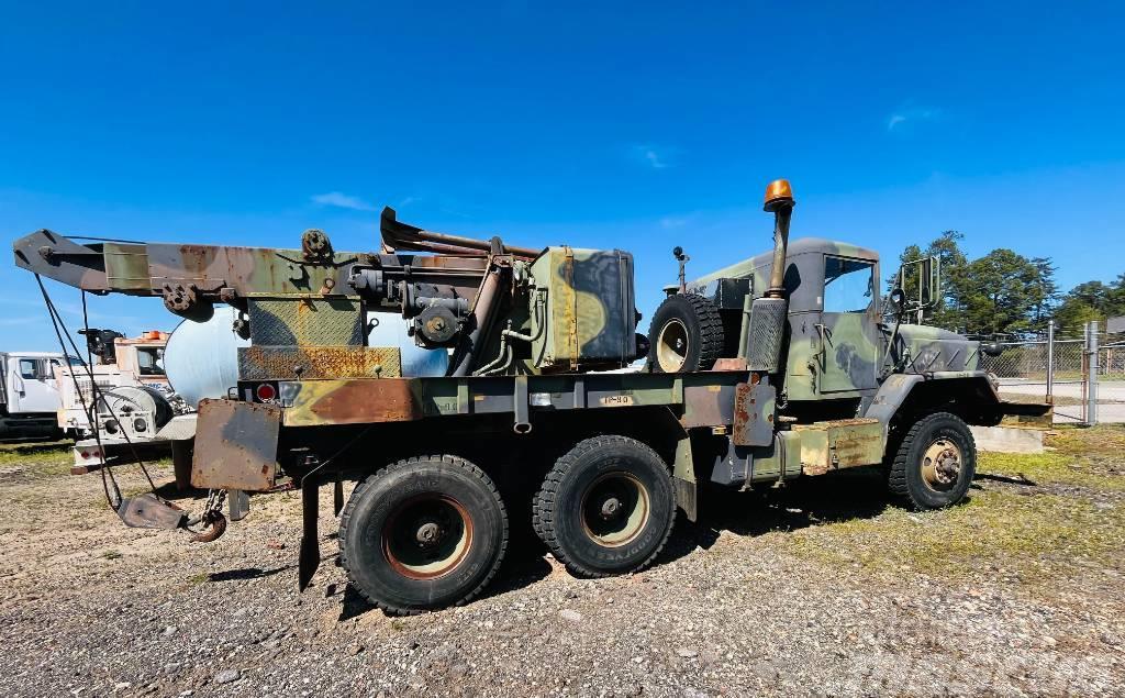 AM General M936 Recovery vehicles