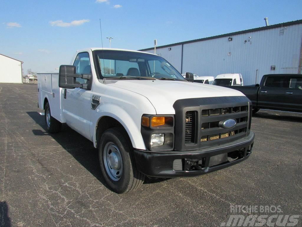 Ford Super Duty F-250 Recovery vehicles