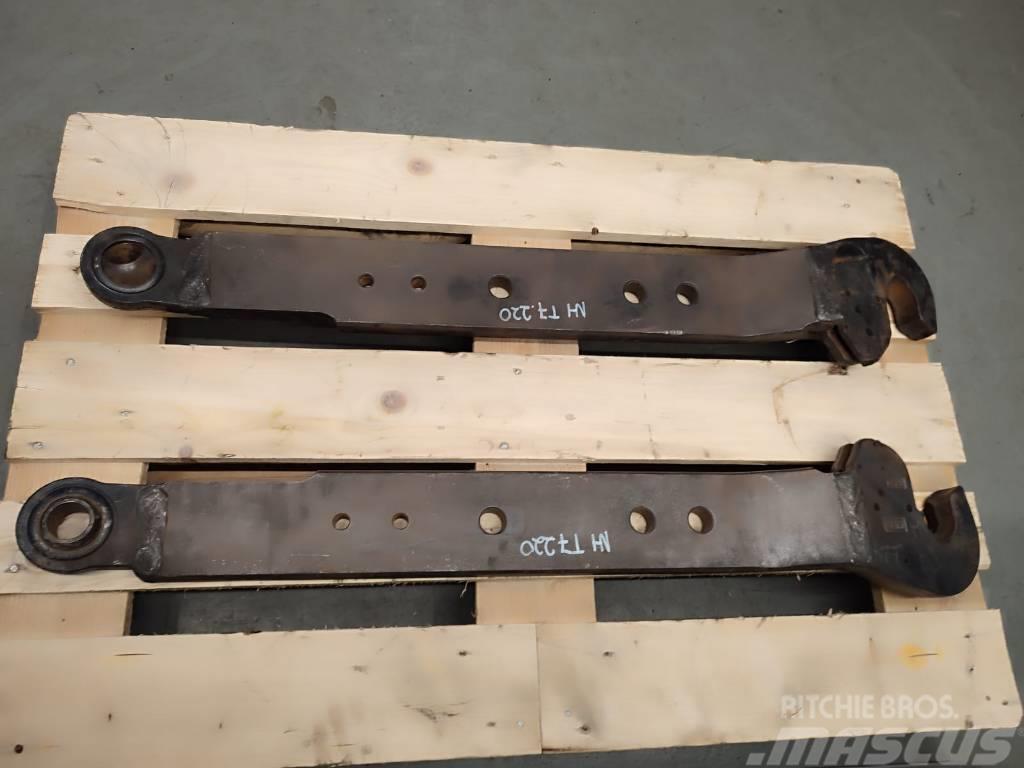 New Holland T7.220 rear linkage lower arm Booms and arms