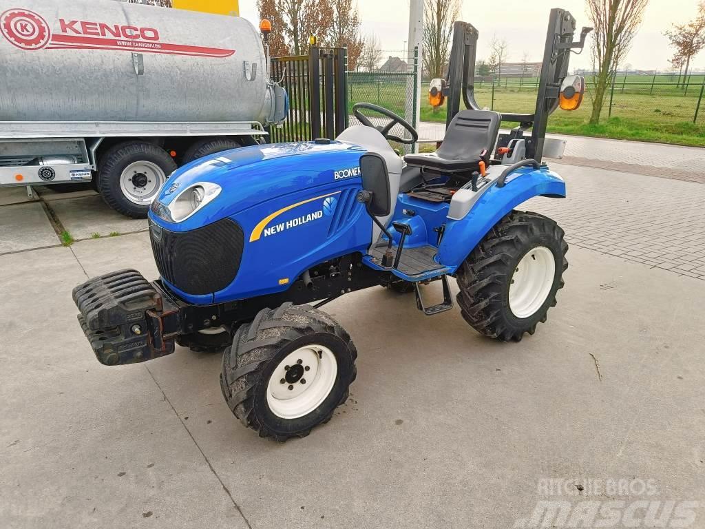 New Holland Boomer 25 HST Tractors