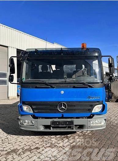 Mercedes-Benz Atego 818 4x2 Tipper trucks