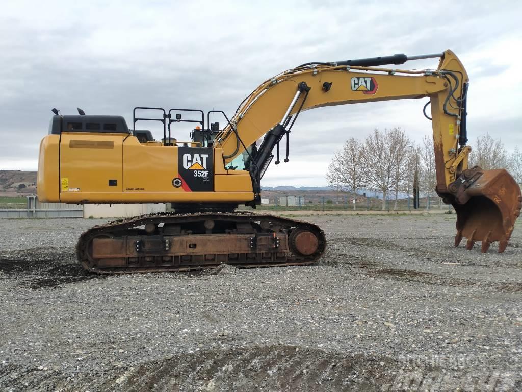CAT 352 FL XE Crawler excavators