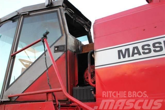 Massey Ferguson 815 Combine harvesters