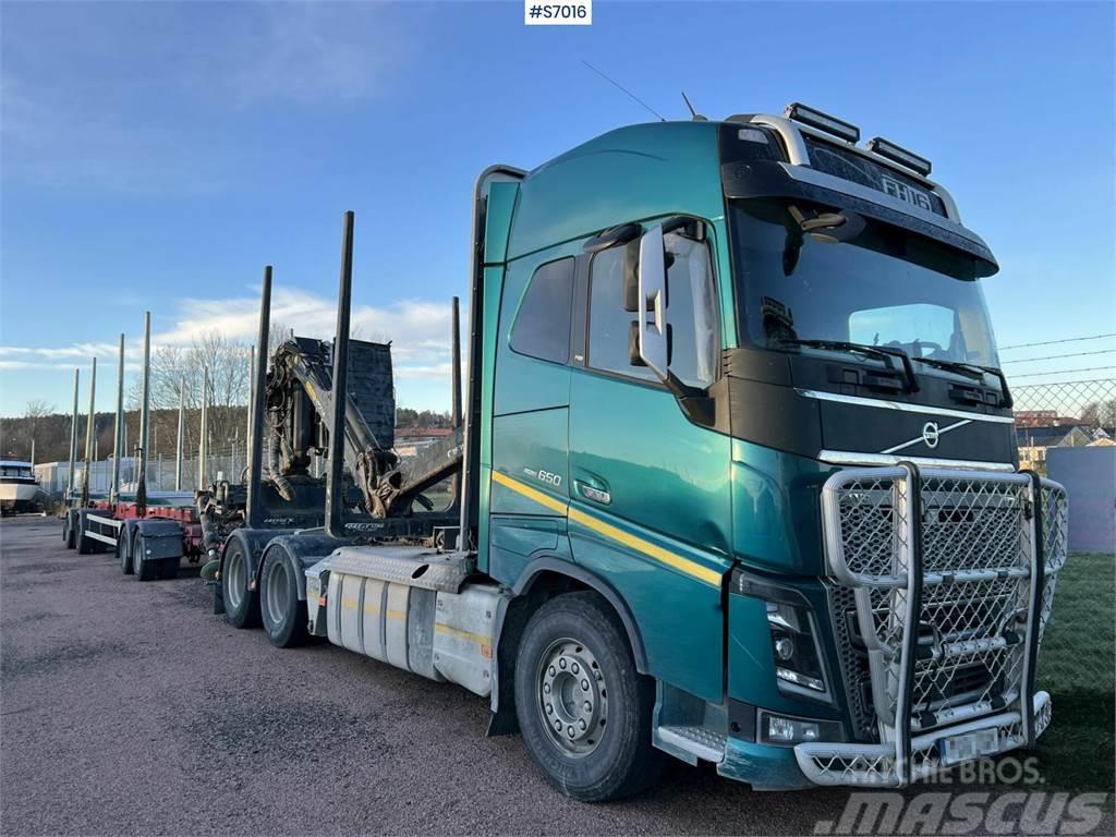 Volvo FH16 Timber truck with trailer and crane Timber trucks