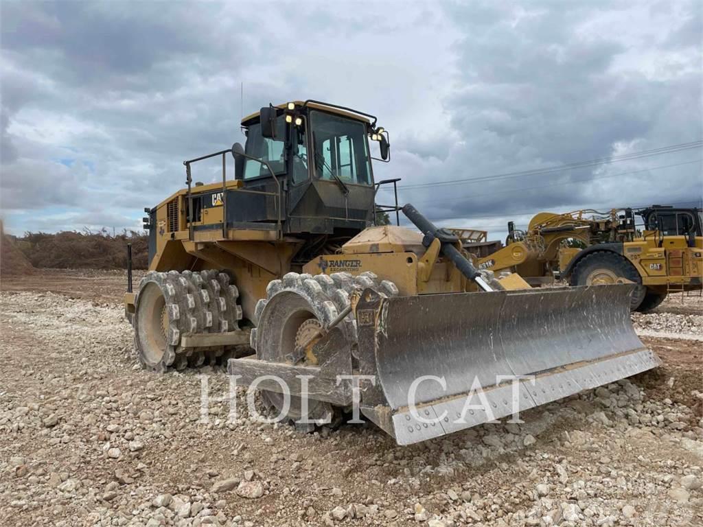 CAT 825K Soil compactors