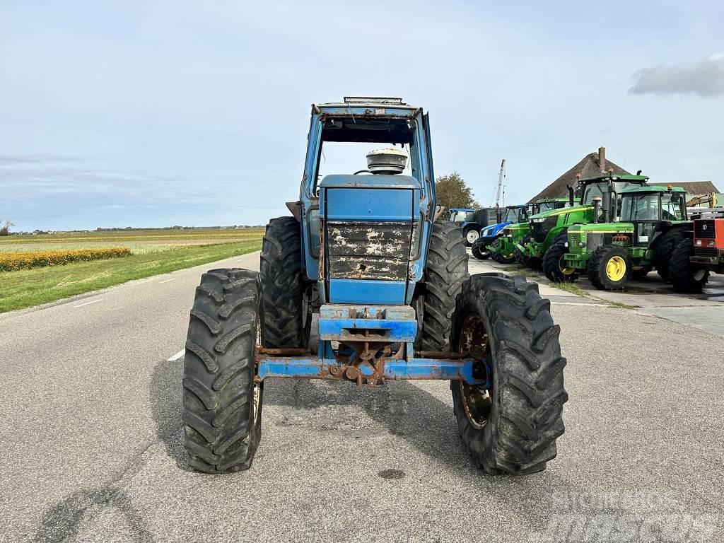Ford 7910 Tractors
