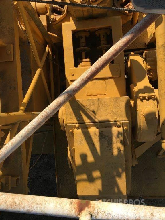  Failing 1500 Holemaster Drill Rig Waterwell drill rigs