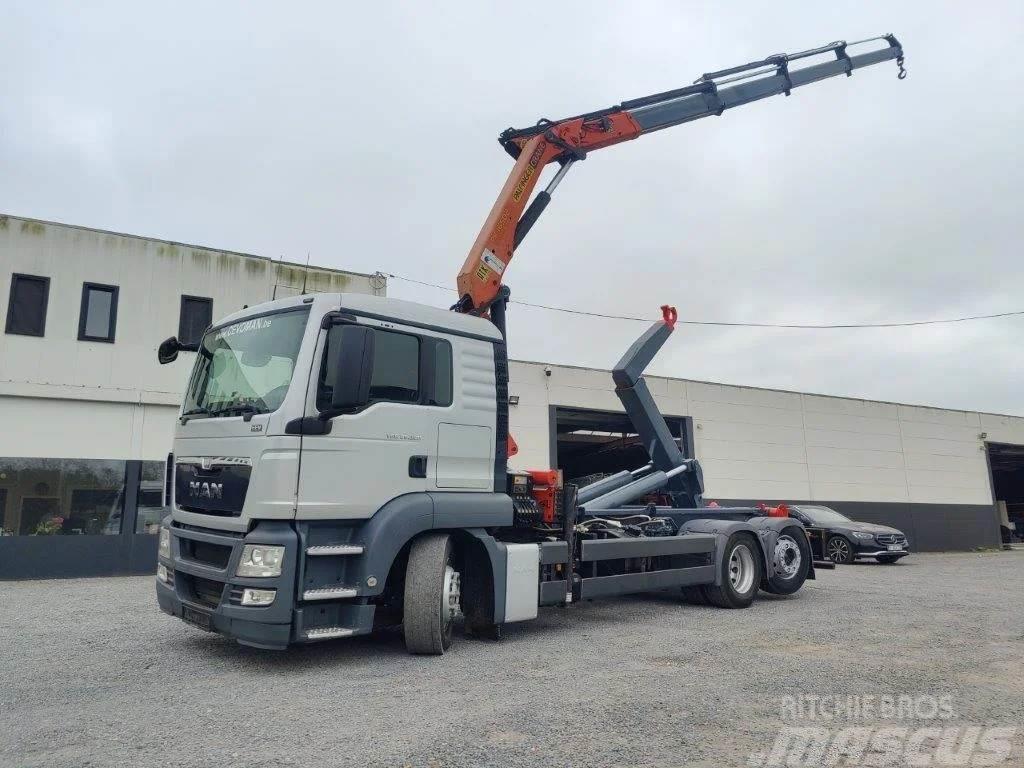 MAN TGS 26.320 6x2 Euro5 container + Kraan Palfinger P Hook lift trucks