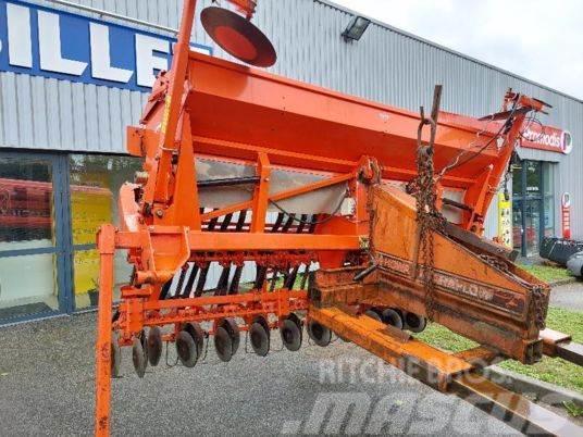 Kuhn INTEGRA Precision sowing machines