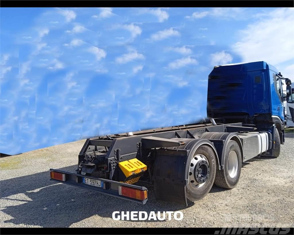 Iveco AS260S48Y Box body trucks