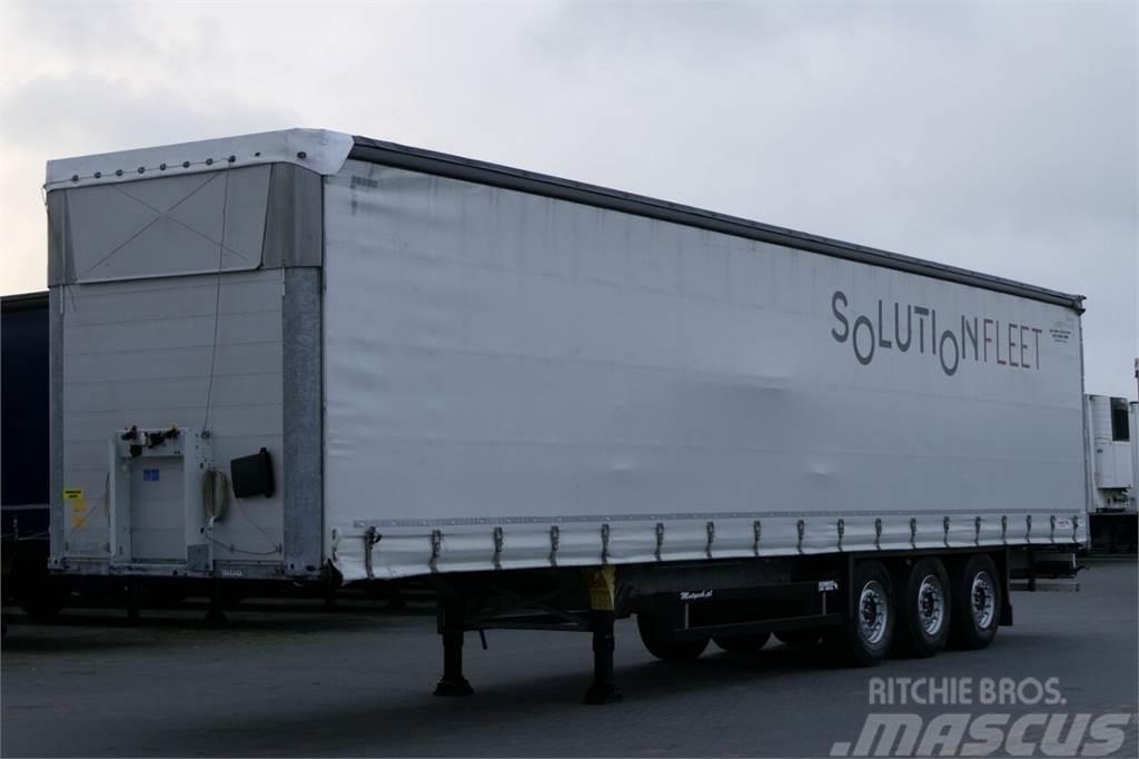 Schmitz Cargobull CURTAINSIDER / STANDARD / XL CODE . 2018 YEAR / Curtainsider semi-trailers