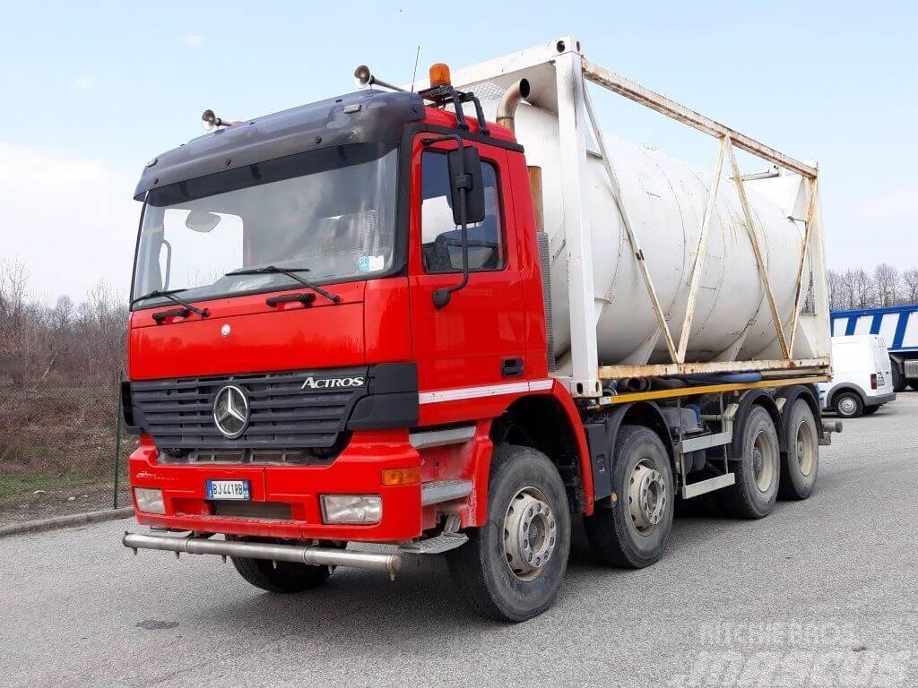 Mercedes-Benz Actros 4144 Tanker trucks
