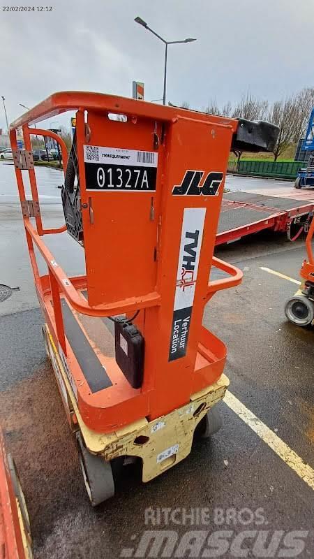 JLG 1230ES Vertical mast lifts