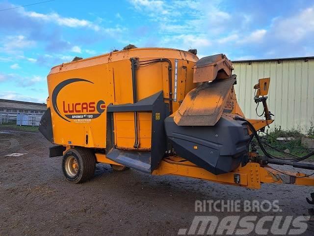Lucas SPIRMIX Bale shredders, cutters and unrollers