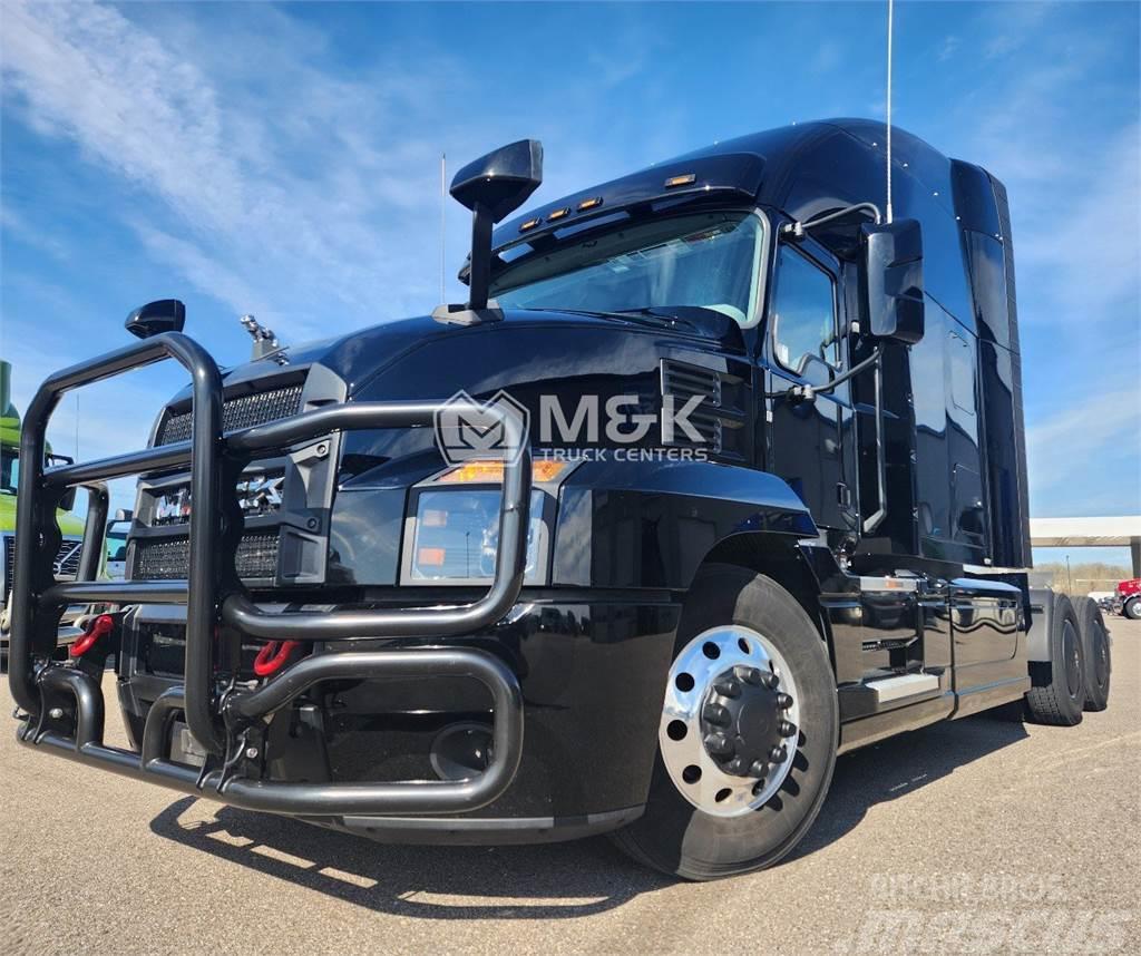 Mack ANTHEM AN64T Tractor Units