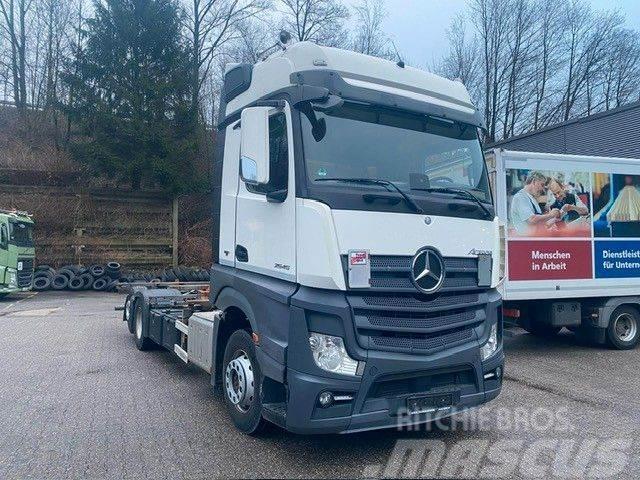 Mercedes-Benz 2545 Actros Chassis Cab trucks