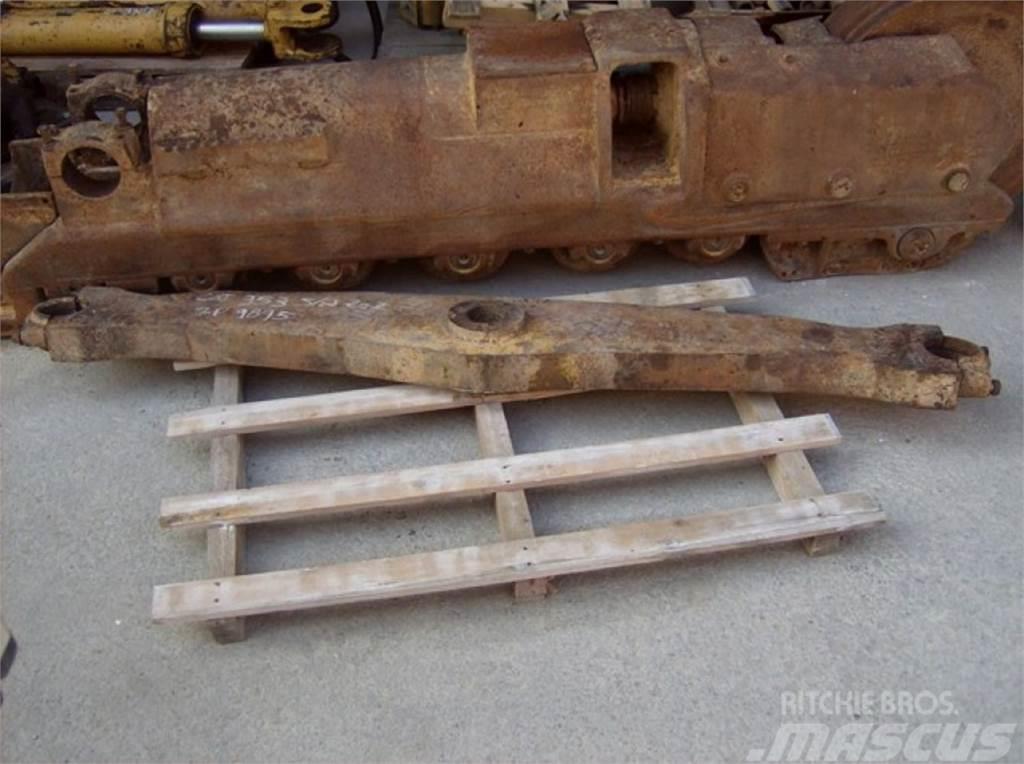 CAT 953 Tracks, chains and undercarriage