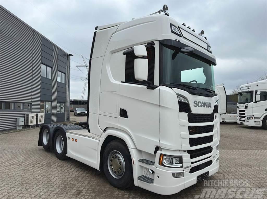 Scania S660 2950 Hydr Tractor Units
