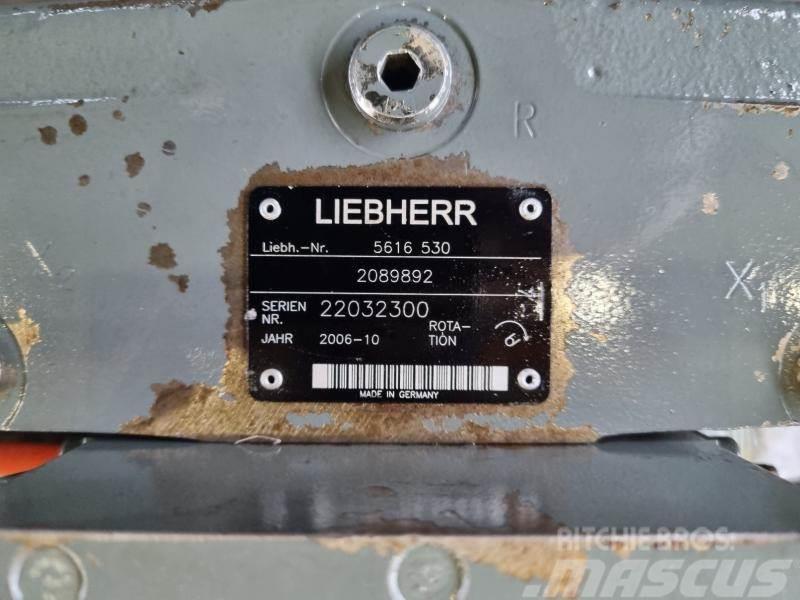 Liebherr A 934 C POMPA OBROTU Hydraulics