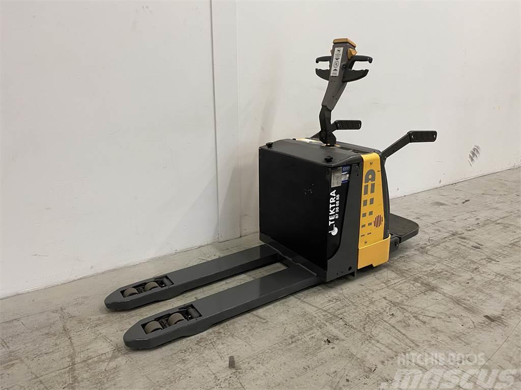 Atlet TLP200 Low lifter with platform