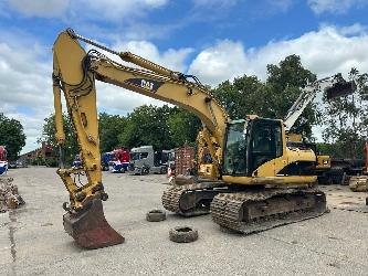 CAT 318 C L