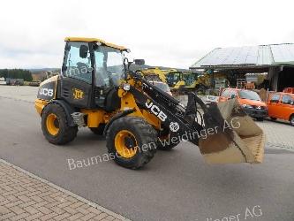 JCB 406 B