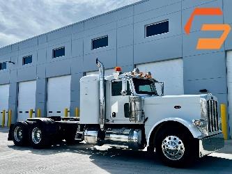 Peterbilt 389