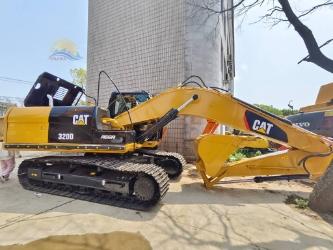 CAT 320D