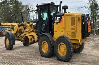 CAT 140M2 AWD