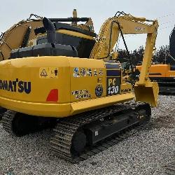 Komatsu 130-7