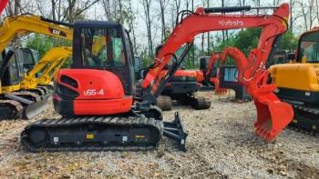 Kubota U 55-4