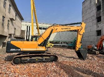 Hyundai R220
