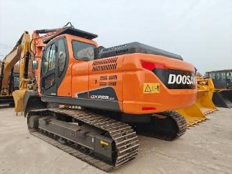 Doosan 225LCA