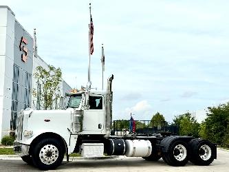 Peterbilt 388