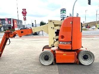 JLG E 300 AJP