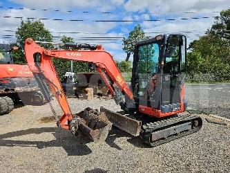 Kubota U 27