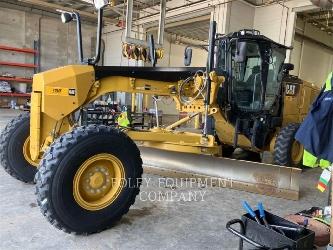 CAT 140M3