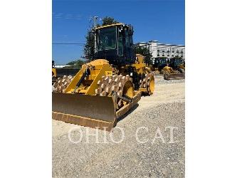 CAT 815