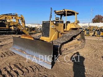 CAT D6M