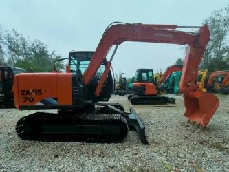 Hitachi ZX 70