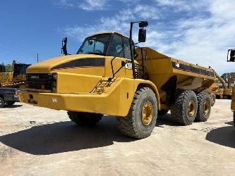 CAT 740